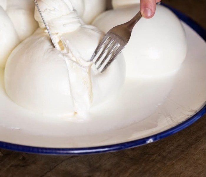 Burrata di latte di bufala